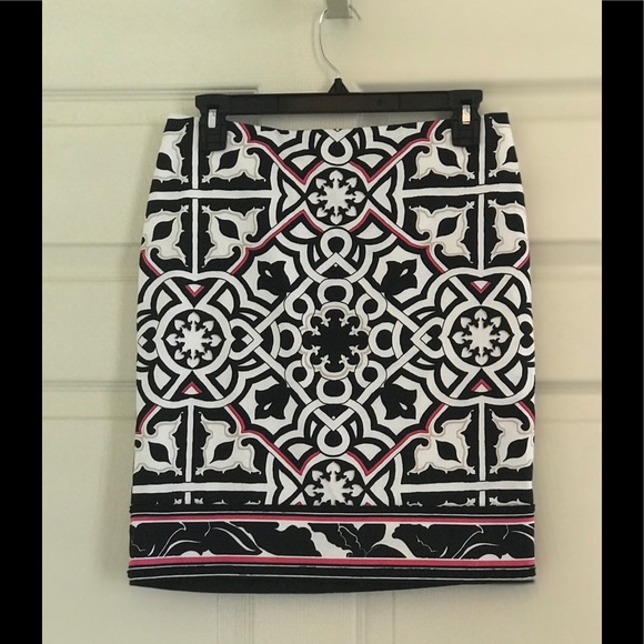 White House Black Market Dresses & Skirts - WHITE HOUSE BLACK MARKET SKIRT